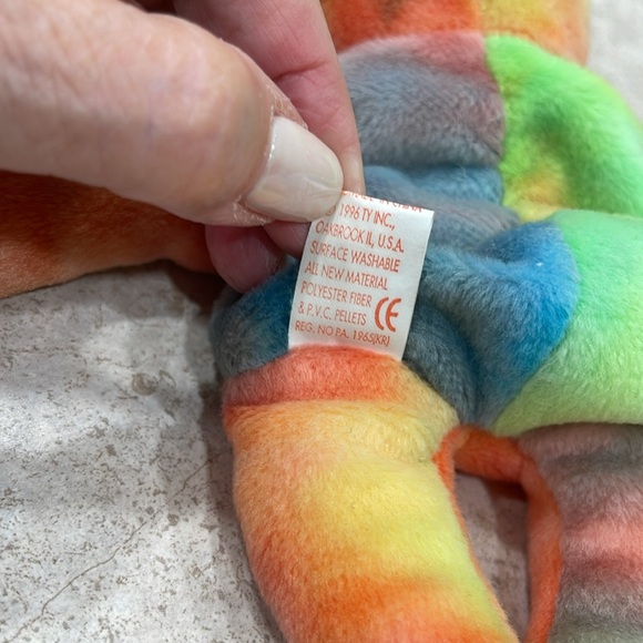 VINTAGE TY BEANIE BABY “PEACE” TYE-DYE BEAR 2/1996 HARD TO FIND BEANIE WITH TAGS - Picture 4 of 8